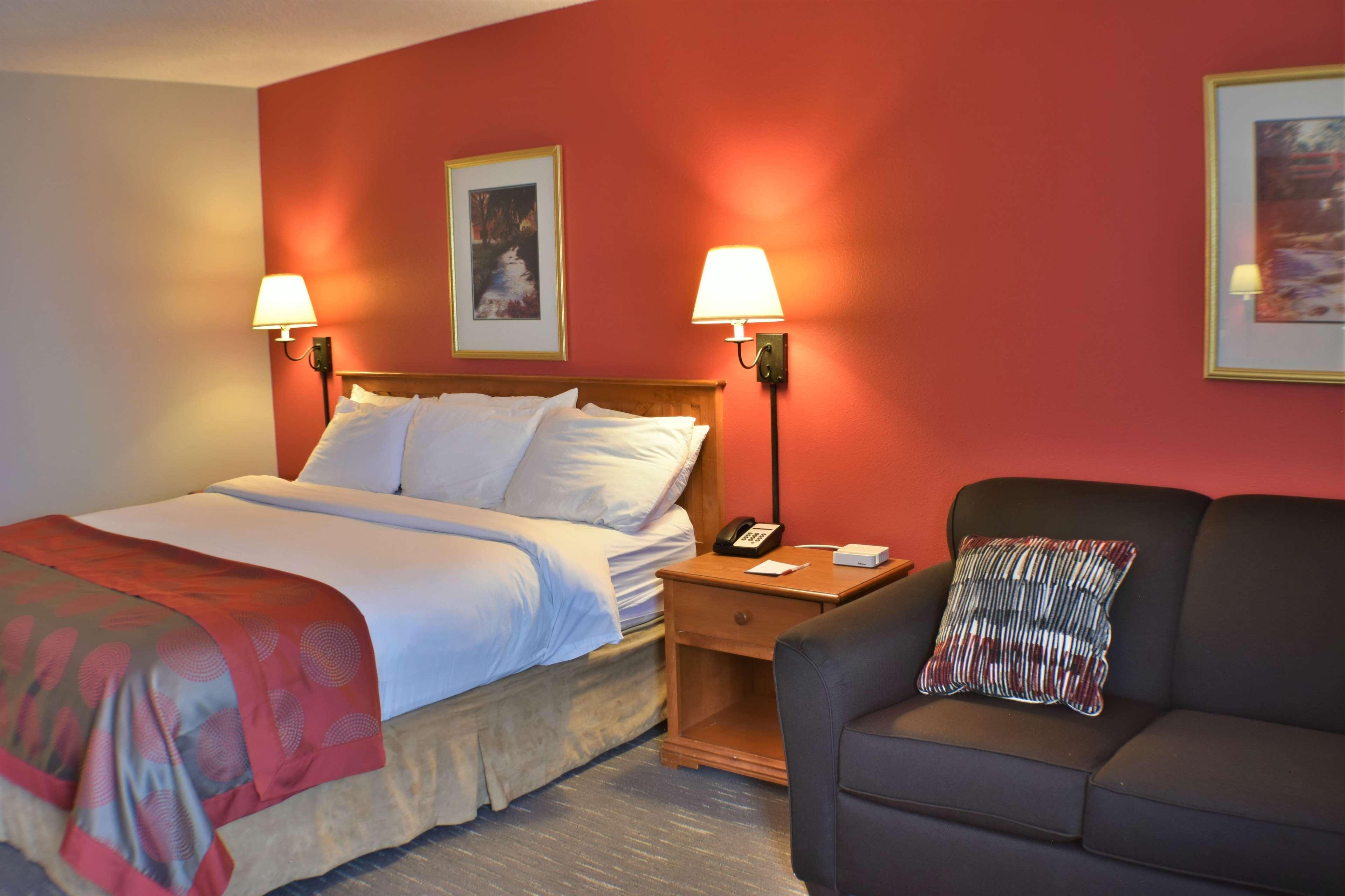 Ramada By Wyndham Sioux Falls Airport - Waterpark Resort & Event Center Dış mekan fotoğraf