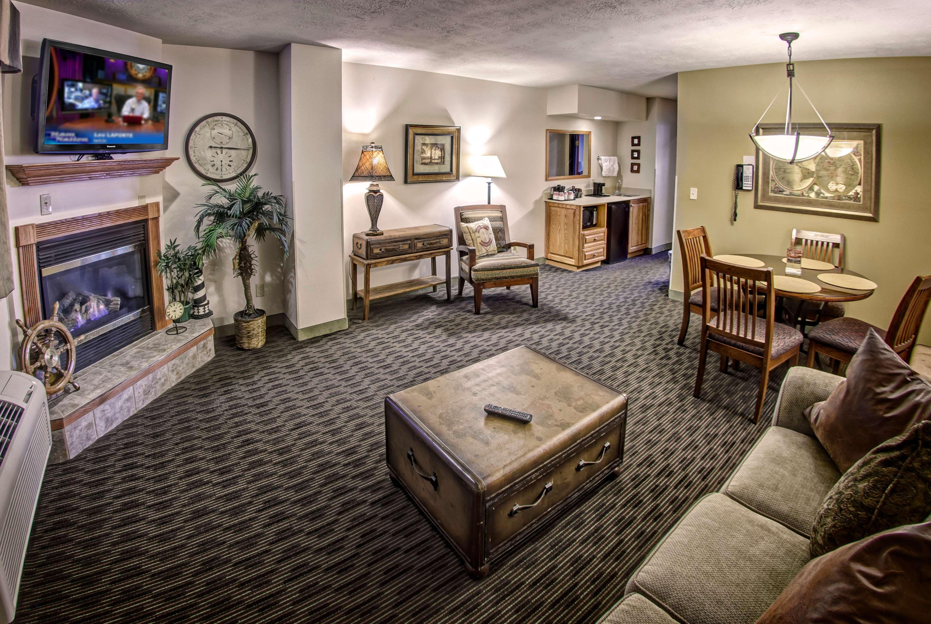 Ramada By Wyndham Sioux Falls Airport - Waterpark Resort & Event Center Dış mekan fotoğraf