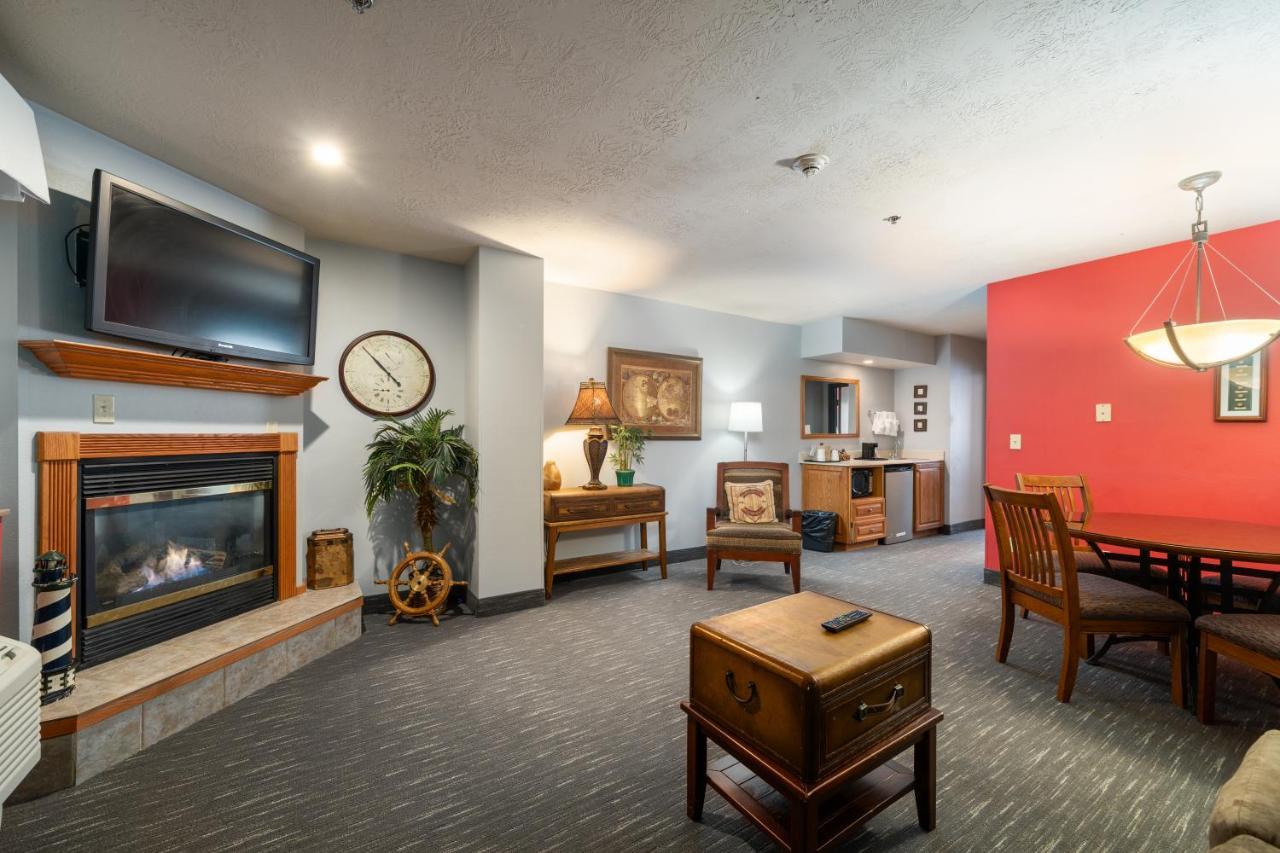 Ramada By Wyndham Sioux Falls Airport - Waterpark Resort & Event Center Dış mekan fotoğraf
