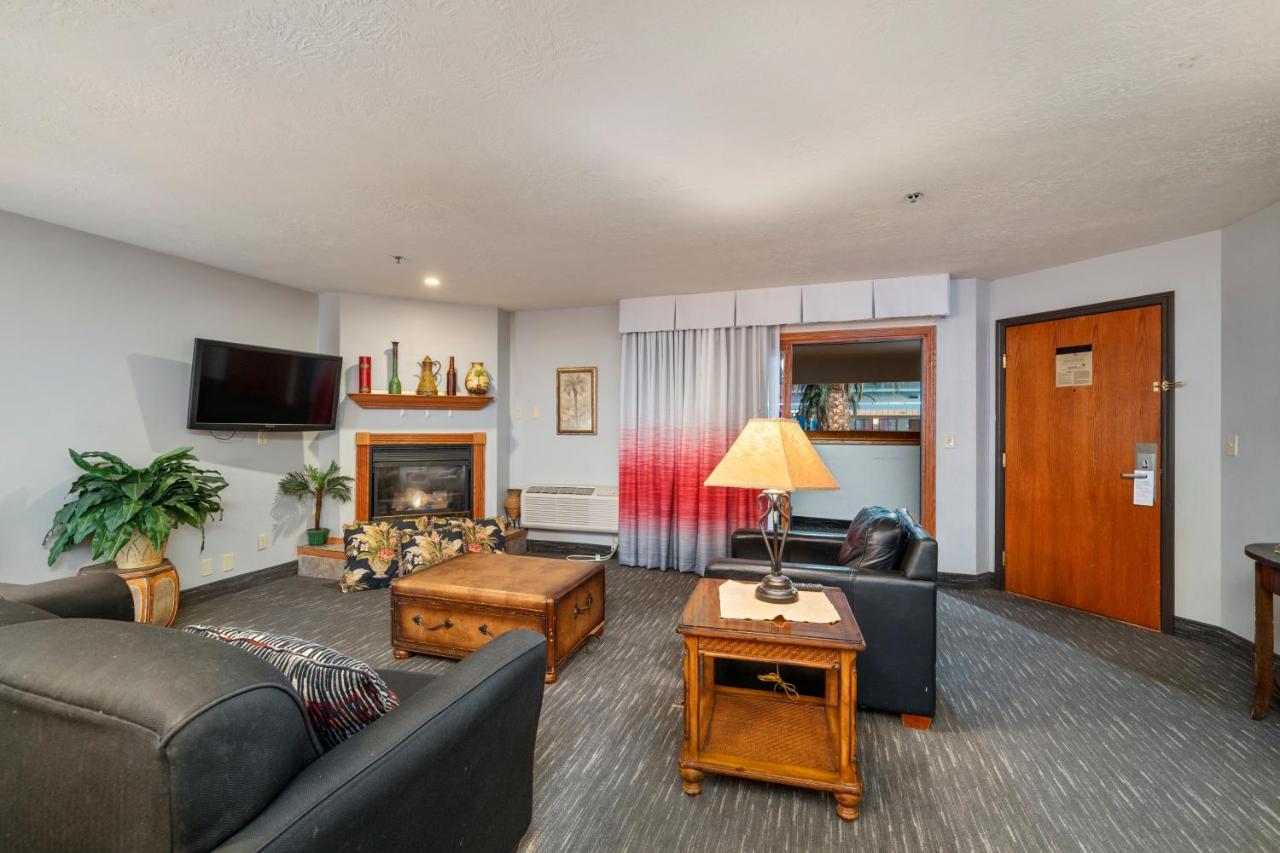 Ramada By Wyndham Sioux Falls Airport - Waterpark Resort & Event Center Dış mekan fotoğraf