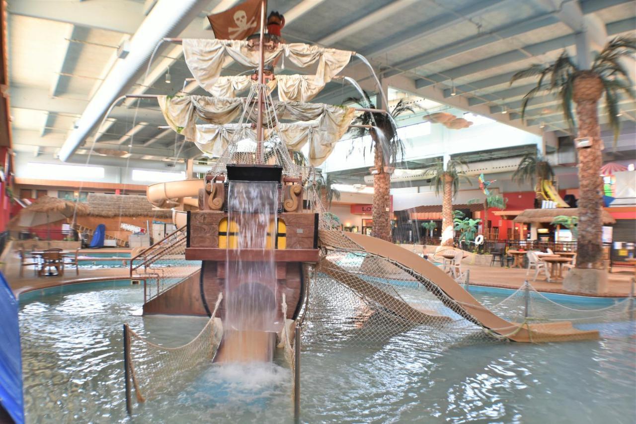 Ramada By Wyndham Sioux Falls Airport - Waterpark Resort & Event Center Dış mekan fotoğraf